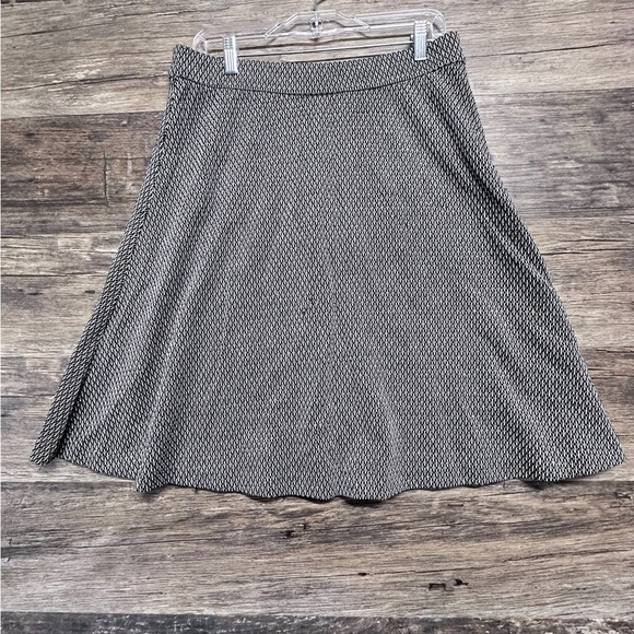 Ann Taylor Dresses & Skirts - Ann Taylor Midi Black White A-Line Skirt Casual